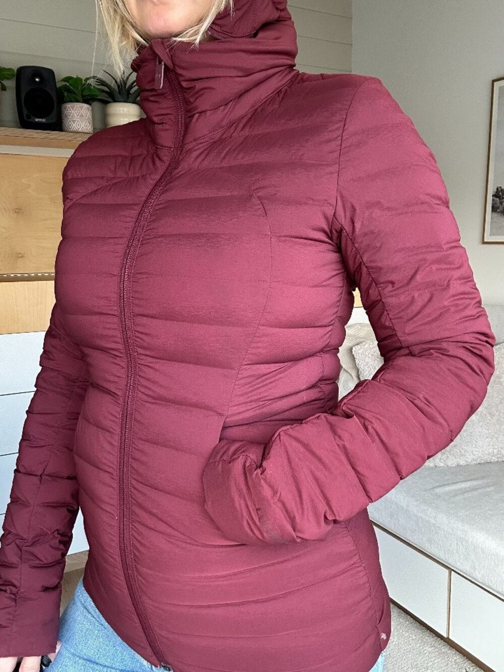 Lululemon Burgandy Lightweight Puffer Jacket Size 2